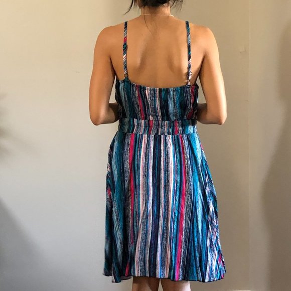 SEXY ANGASHION MULTI COLOR STRIP SPAGHETTI STRAPS AND TIE AT WAIST SIZE … - Picture 3 of 7